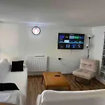 Kismideniz Manzarali Havuzlu Daire