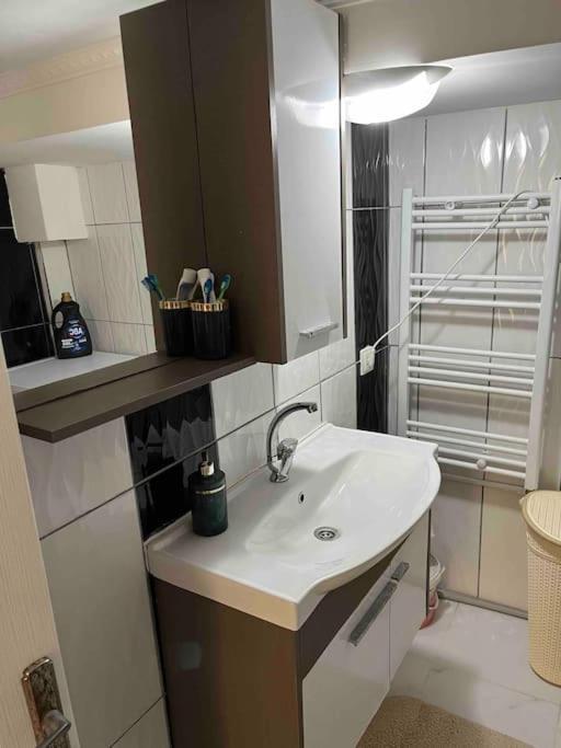Tatil Evi Kismideniz Manzarali Havuzlu