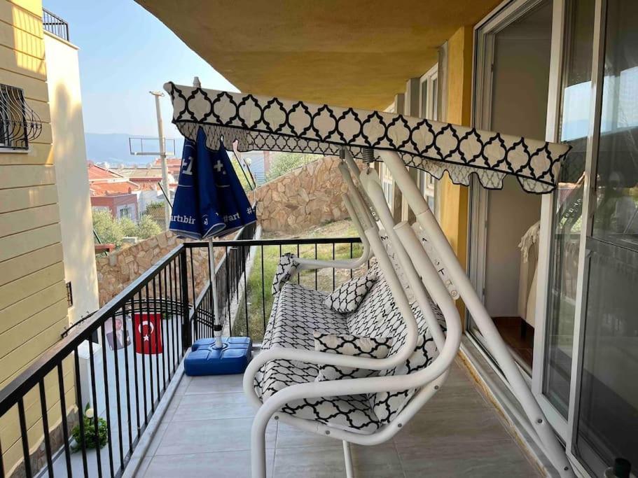 Kismideniz Manzarali Havuzlu Kuşadası